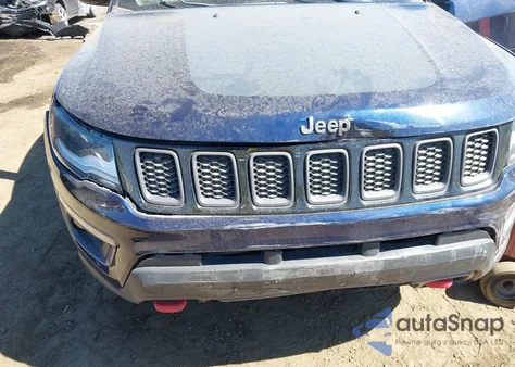2017 Jeep Compass Trailhawk из США, поврежденный, VIN 3C4NJDDB1HT627603